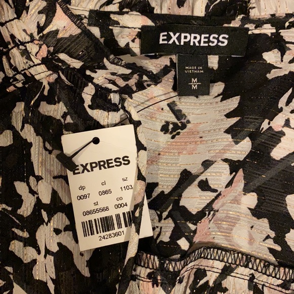 Express Blouse - Picture 2 of 2